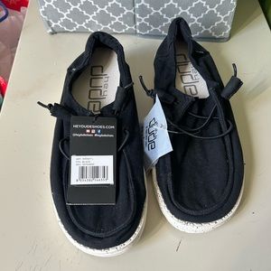 Women’s Hey Dudes NEW WITH TAGS